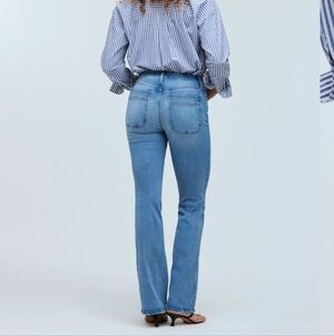 Madewell Women's Kick Out Full Length Blue Jeans